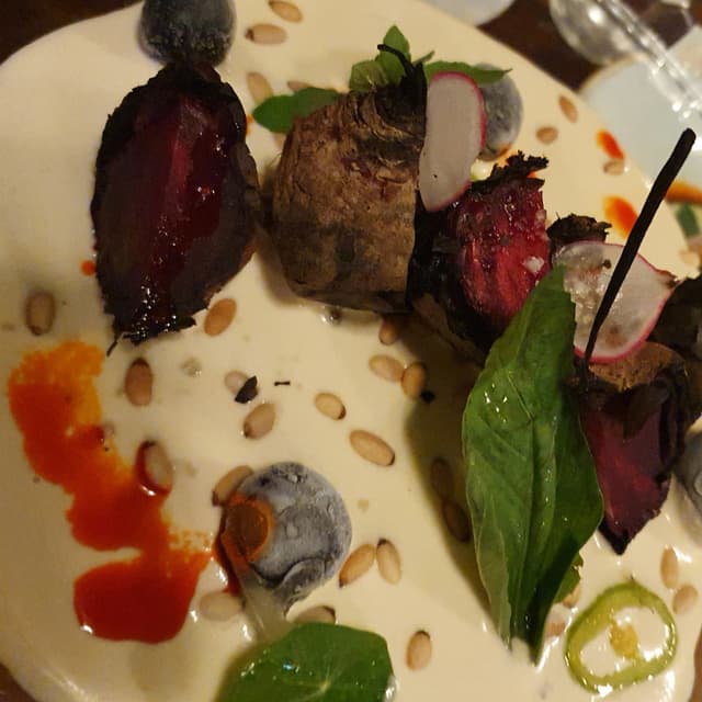 Photo of the dish “סלקים בטחינה”