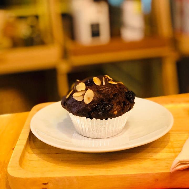photo of Hua Hin Vegan Cafe & Wine Banana Muffin shared by @gondocsd on  30 Nov 2020 - review