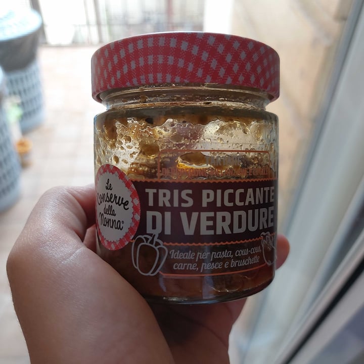 review photo of Le conserve della nonna Tris Piccante Di Verdure shared by @ginevra1999 on 09 Jun 2022 - review