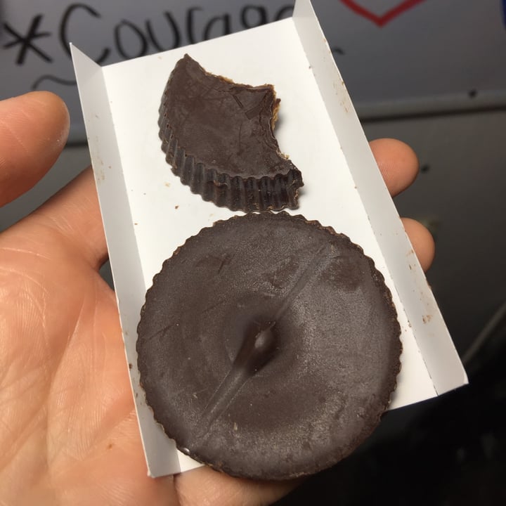 photo of Lily's Dark Chocolate Peanut Butter Cups shared by @ellreed on  23 Sep 2021 - review