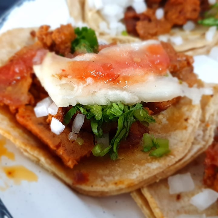 photo of Por siempre vegana 2 Tacos al Pastor (Órden de 5) shared by @bernardini96 on  30 Jun 2022 - review