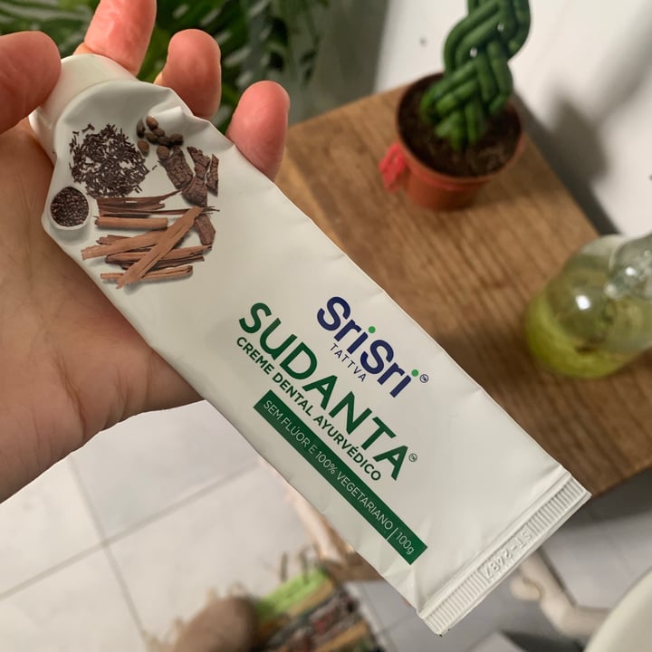 review photo of SriSri Tattva Pasta Dental Ayurvédica Sudanta shared by @ericasilva on 05 Jul 2021 - review