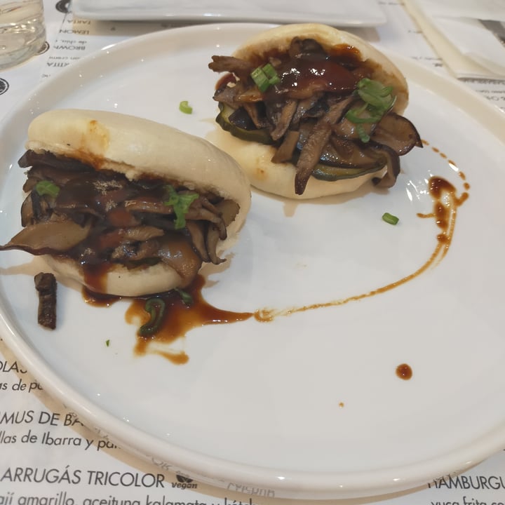 photo of Restaurante Vegetariano OCHO_Errenteria Pan Bao shitake shared by @noevegan on  30 Jul 2021 - review