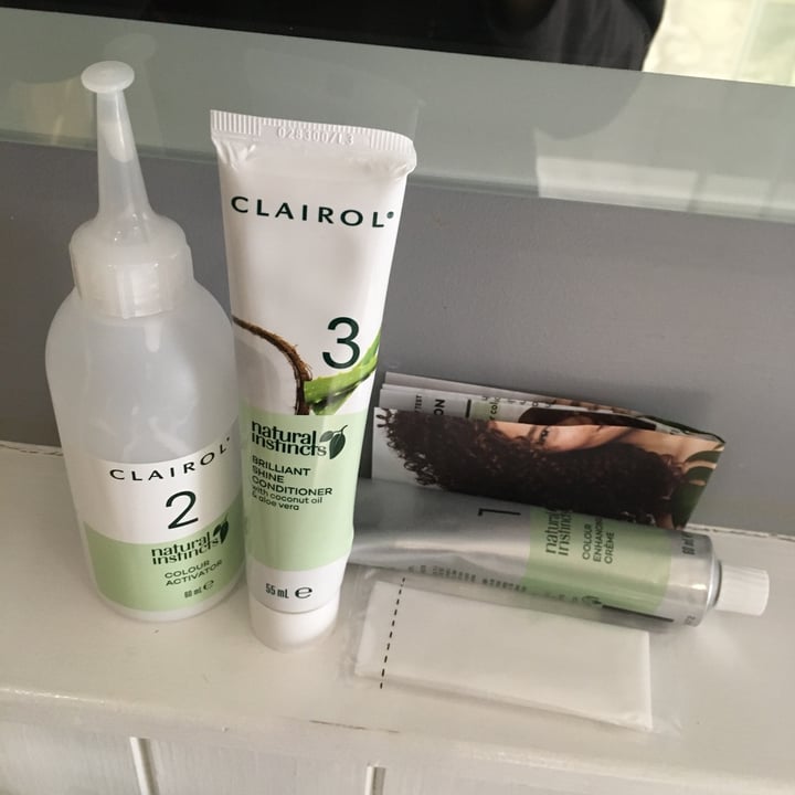 photo of Clairol - Natural Instincts Conditioning colour shared by @salsedine on  02 Aug 2021 - review