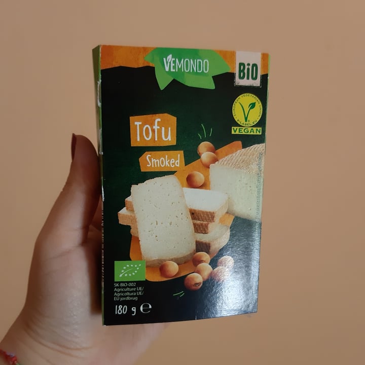 photo of Vemondo  Tofu Affumicato shared by @lauralaricchiuta on  27 Aug 2022 - review