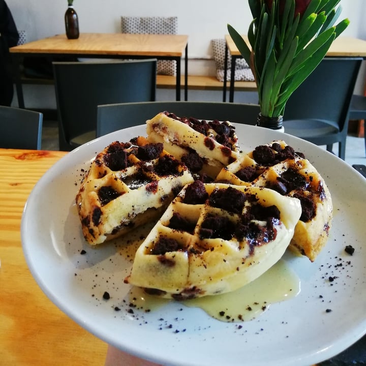photo of Jessy's Waffles Basic waffle with extras shared by @allygreen on  03 Jun 2020 - review