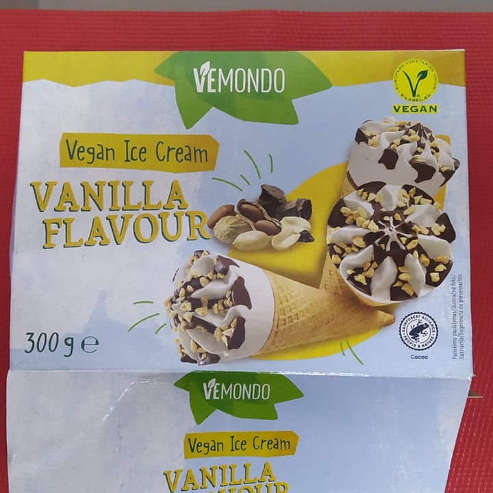 review photo of Vemondo Vegan Ice Cream Vanilla Flavour shared by @vegan-ana on 25 Jul 2021 - review