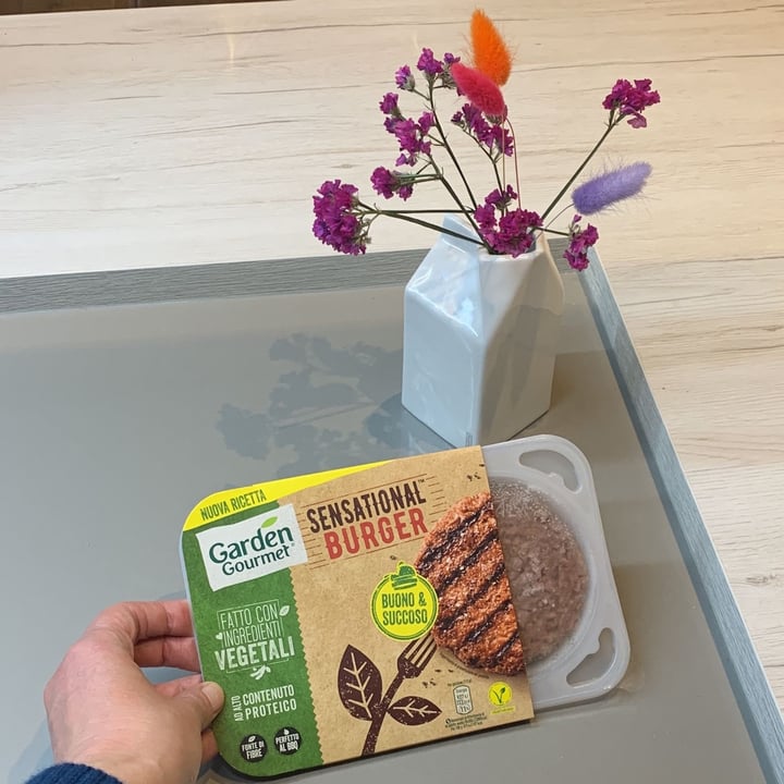 photo of Garden Gourmet Sensational Burger shared by @elsamaxwell on  13 Apr 2022 - review