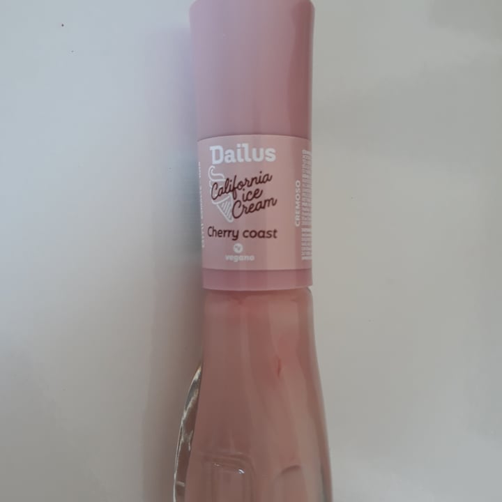 review photo of Dailus Esmalte Califórnia Ice Cream - Cherry Coast shared by @mslinda on 10 May 2022 - review