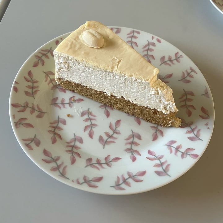 photo of Freedom Cakes Tarta de chocolate blanco shared by @laysvinagreta on  04 Aug 2022 - review