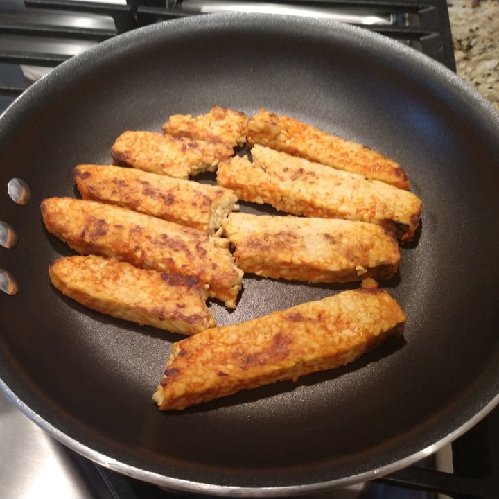 photo of Lightlife Buffalo Tempeh Strip shared by @mynameislisa on  21 Sep 2021 - review