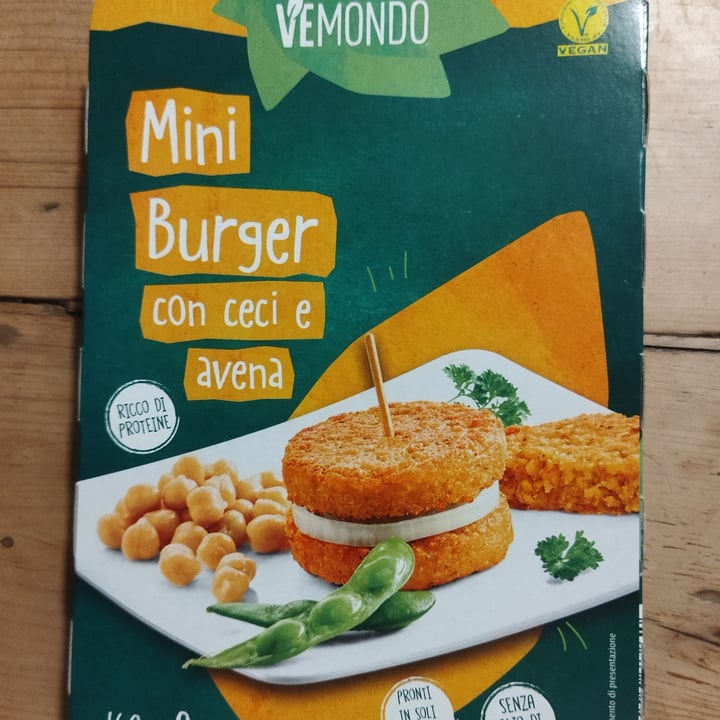 review photo of Vemondo Mini Burger con Ceci e Avena shared by @charlie8 on 14 Apr 2022 - review