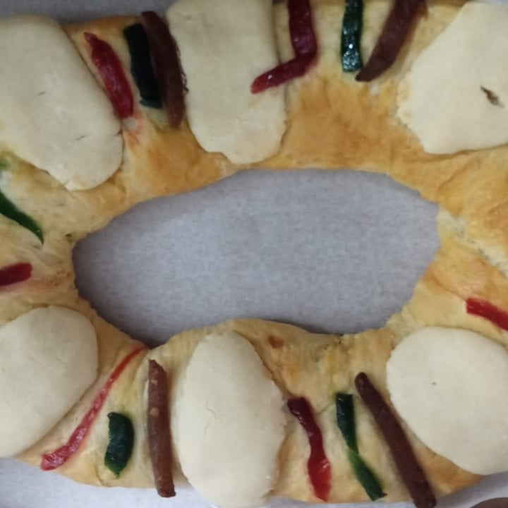 photo of YvittaCakes Rosca de Reyes shared by @pamelamorales on  07 Jan 2022 - review
