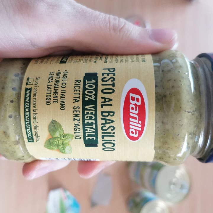 photo of Barilla Pesto Basilico Vegan shared by @bbonsi on  28 Mar 2022 - review