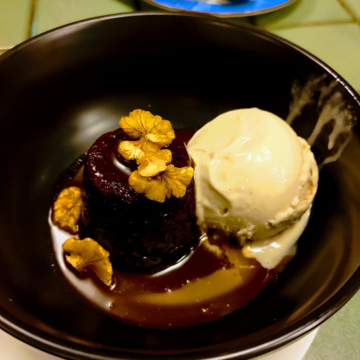 photo of Privé Tiong Bahru Sticky Date Pudding shared by @stevenneoh on  28 Dec 2021 - review