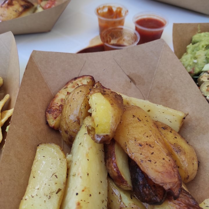 photo of Kastami's Patatas al horno tres salsas shared by @saruchi on  02 Aug 2021 - review