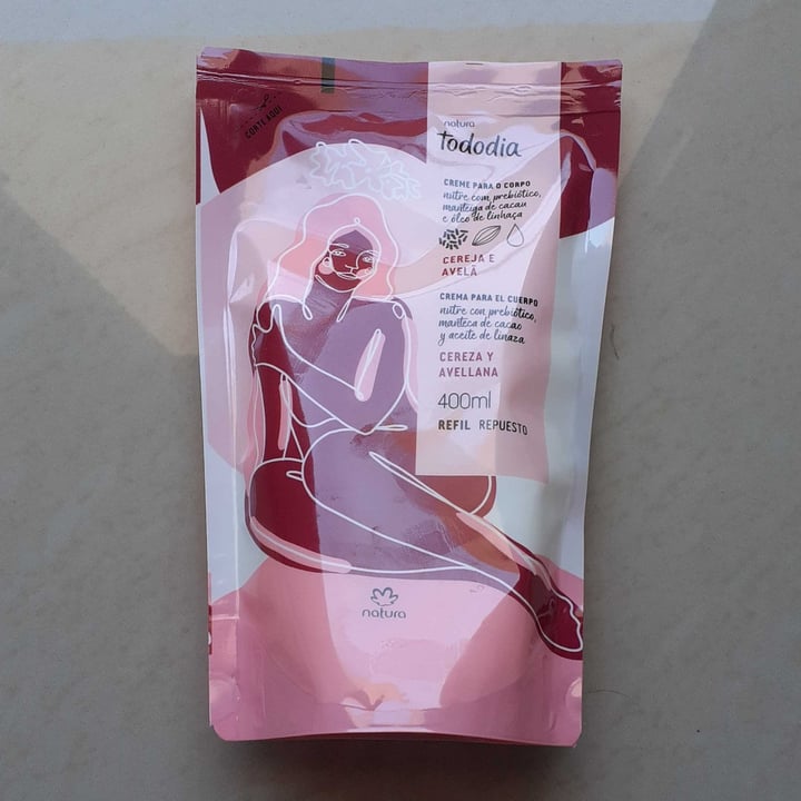 review photo of Natura Refil Creme Para O Corpo Cereja E Avelã shared by @patsmaraujo on 18 Apr 2022 - review