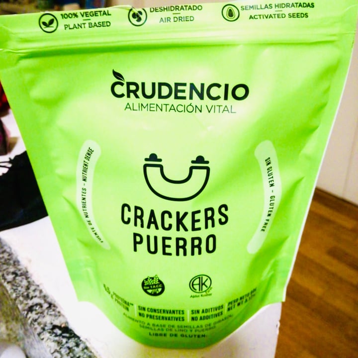 photo of Crudencio Crackers de puerro shared by @vforvegan on  20 Nov 2021 - review