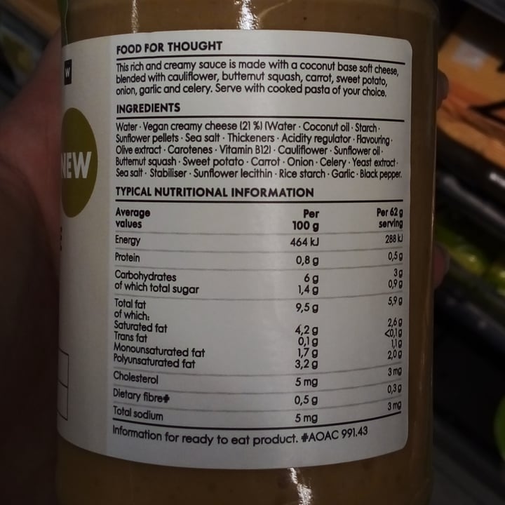 review photo of Woolworths Food Creamy Cheese Style Sauce shared by @sh0na on 01 Apr 2022 - review