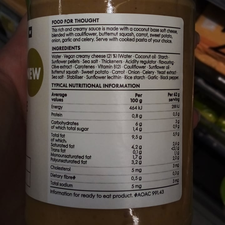 photo of Woolworths Food Creamy Cheese Style Sauce shared by @sh0na on  01 Apr 2022 - review