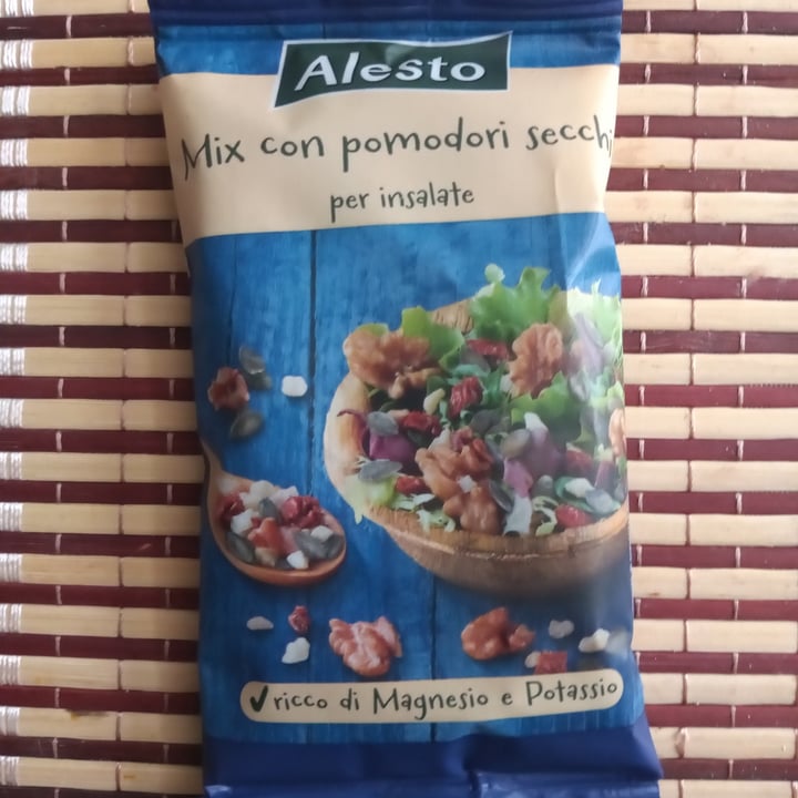 photo of Alesto Mix con pomodori secchi per insalate shared by @dselisa on  14 Nov 2022 - review