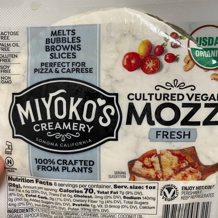 photo of Miyoko's Creamery Organic Cashew Milk Mozzarella Fresh Italian Style shared by @biapol on  07 Oct 2020 - review