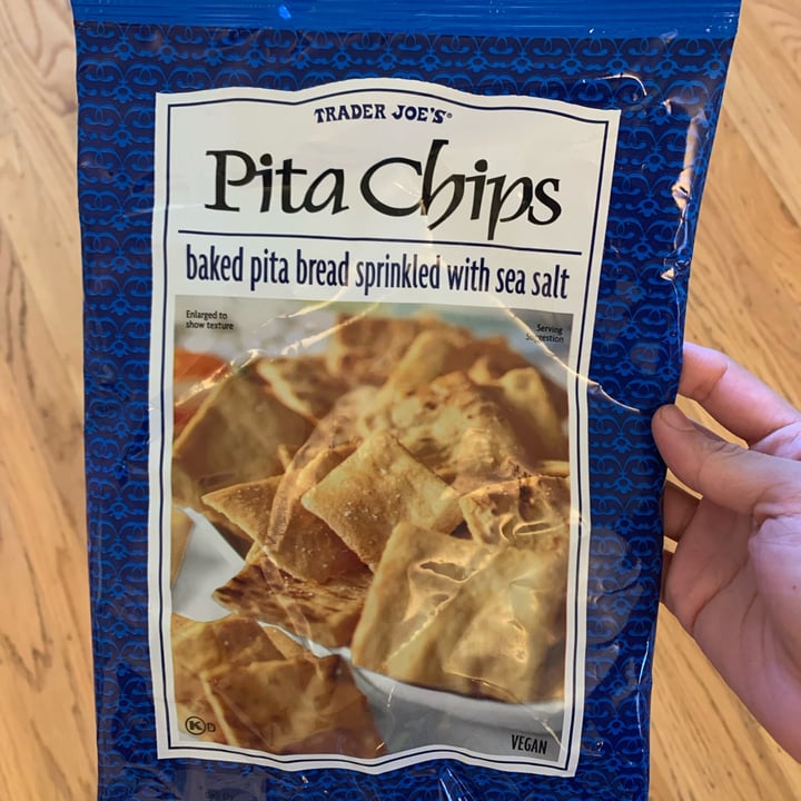 photo of Trader Joe's Pita Chips with Sea Salt shared by @dooodle on  08 Jul 2022 - review
