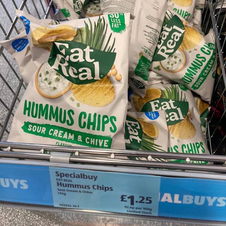 photo of Eat Real Hummus Chips Sour Cream & Chives Flavour shared by @abbieeats on  09 Jun 2022 - review