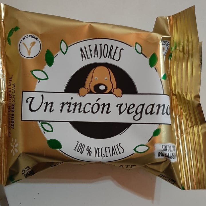 photo of Un Rincón Vegano Alfajor Chocolate shared by @celinalisette on  06 Jun 2020 - review