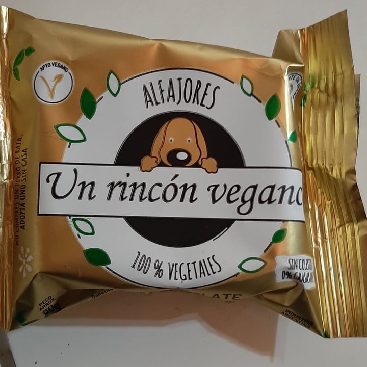 review photo of Un Rincón Vegano Alfajor Chocolate shared by @celinalisette on 06 Jun 2020 - review