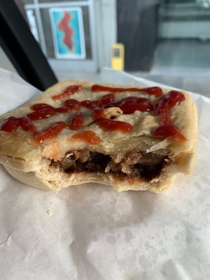photo of La Panella Bakery Mushroom Pie shared by @hakamme on  05 Aug 2019 - review