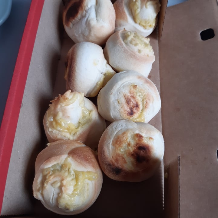 review photo of Domino's Pizza Kiel Schleusenstraße Pizzabrötchen shared by @veganistar on 09 Jun 2021 - review