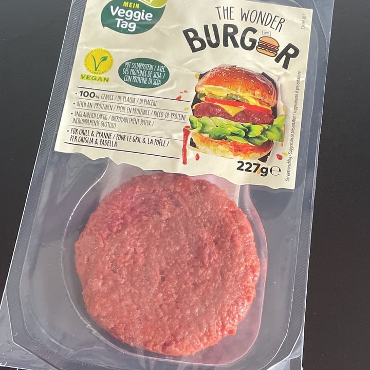 photo of Mein Veggie Tag The Wonder Burger shared by @annagruenwald on  18 Apr 2022 - review