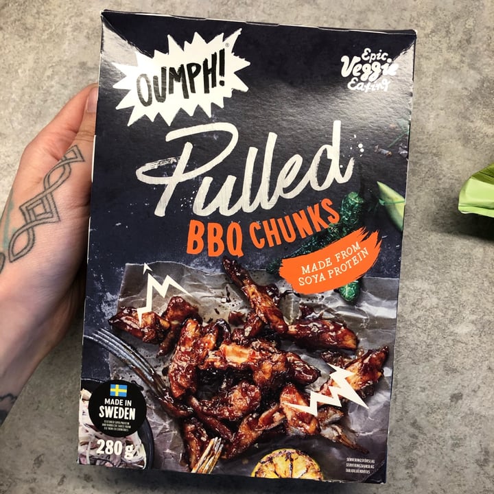 review photo of Oumph! Pulled BBQ chunks shared by @mickyneko on 02 May 2022 - review