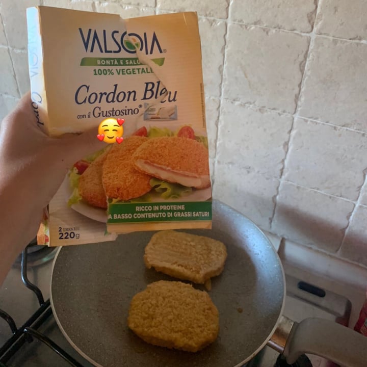photo of Valsoia Cordon Bleu shared by @aleclps on  25 Aug 2022 - review