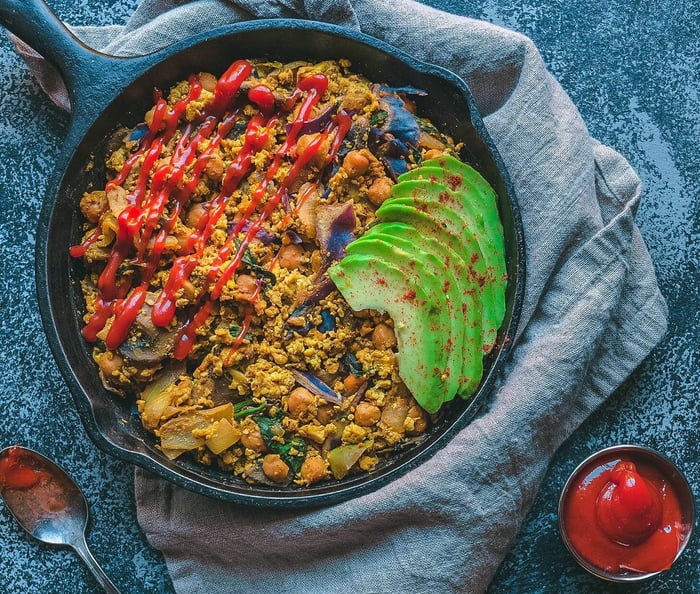 tofu chickpea scramble