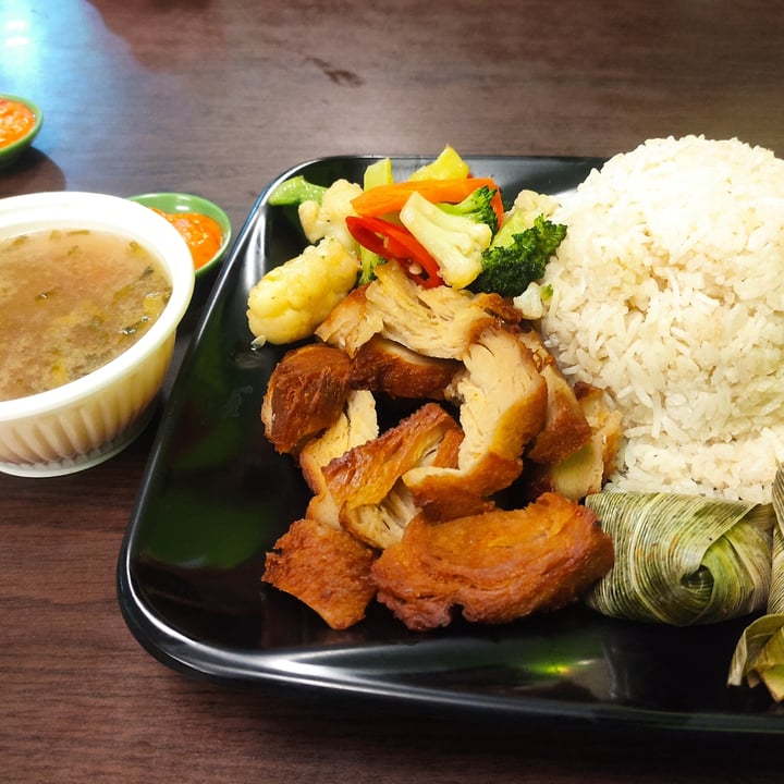 photo of Gokul Vegetarian Chicken Rice shared by @sgplantbasedfoodie on  24 Mar 2021 - review