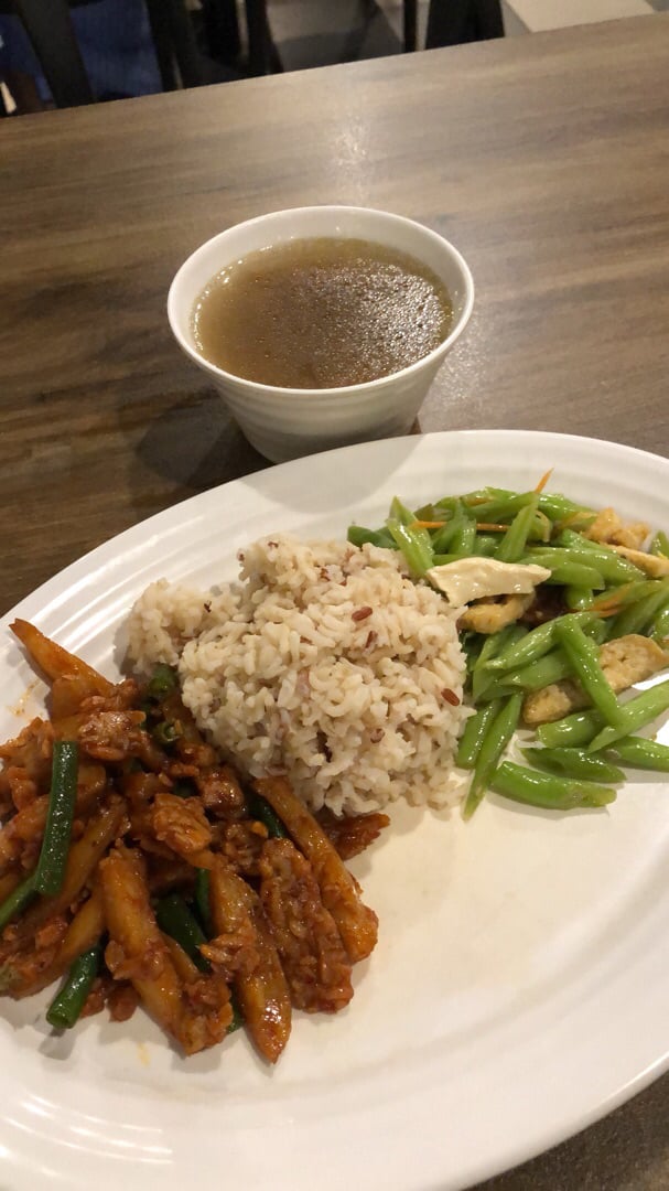 photo of Vegetarian Stall (Food Junction @ Mid Valley Megamall) Mixed rice with soup shared by @joanchong on  25 Sep 2019 - review