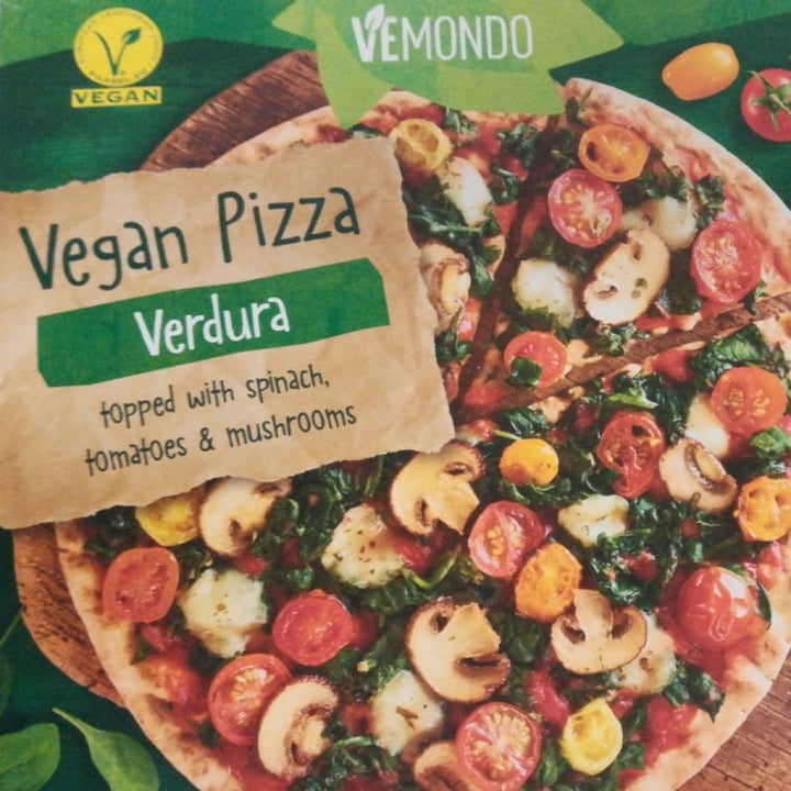 photo of Vemondo Vegan Pizza Verdura with Spinach, Tomatoes & Mushrooms shared by @fraancy on  15 Sep 2022 - review
