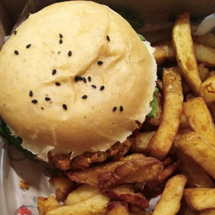 review photo of Club TRI Hamburguesa Vegana 4 shared by @marilina-g on 22 Sep 2020 - review