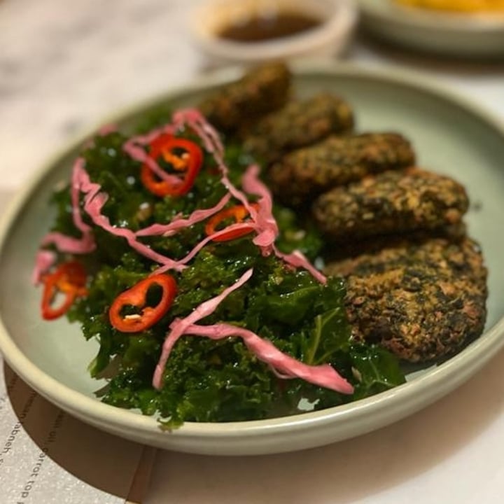 photo of Terra Madre Kale & Tofu Patties shared by @greenscreen on  02 Aug 2022 - review