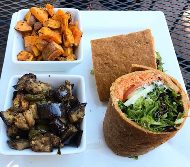 Photo of the dish “Pimento-less Wrap”
