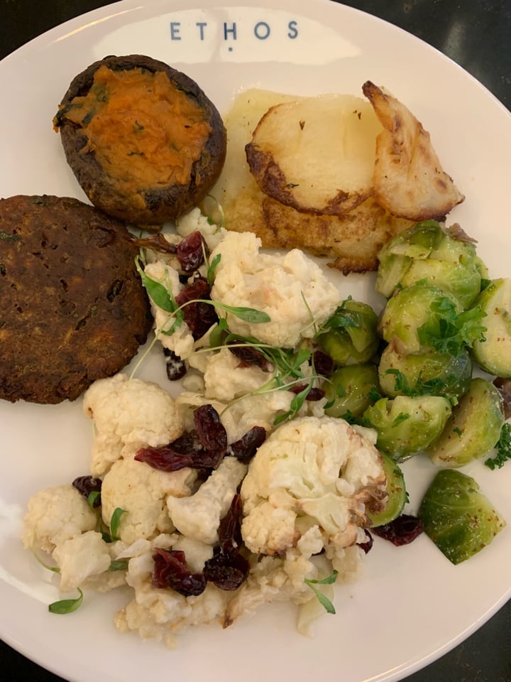 review photo of Ethos Buffet Lunch shared by @cpicco on 05 Jan 2020 - review