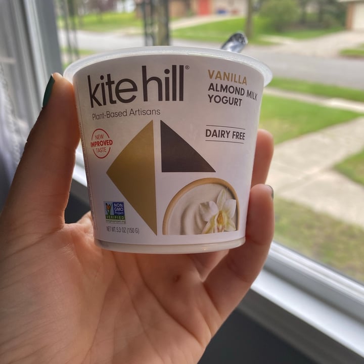 review photo of Kite Hill Vanilla Almond Milk Yogurt Original shared by @fitbitchsoypreme on 23 May 2020 - review
