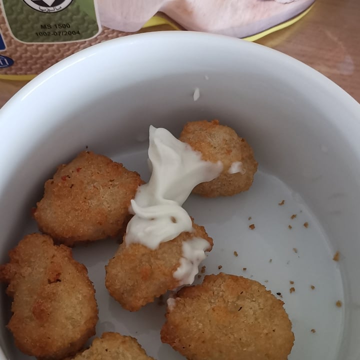 photo of Plant Kitchen (M&S) Plant Kitchen Vegan Mayo shared by @cherylccxx on  12 Feb 2022 - review