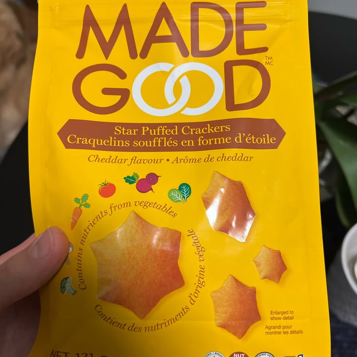 photo of Made Good Star puffed Crackers Cheddar Flavour shared by @veganmika on  12 Nov 2022 - review