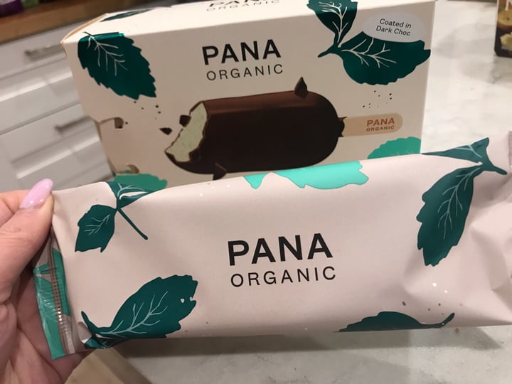 photo of Pana Organic Mint dairy free ice cream sticks shared by @veganxoxo on  27 Oct 2019 - review