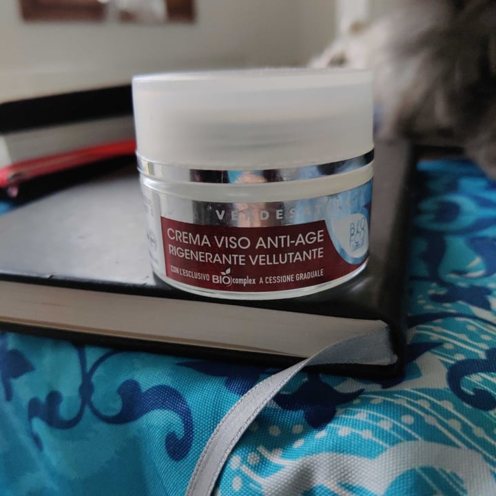 review photo of Verdesativa Crema Viso Anti-age Rigenerante Vellutante shared by @evilpinkitty on 10 Dec 2021 - review