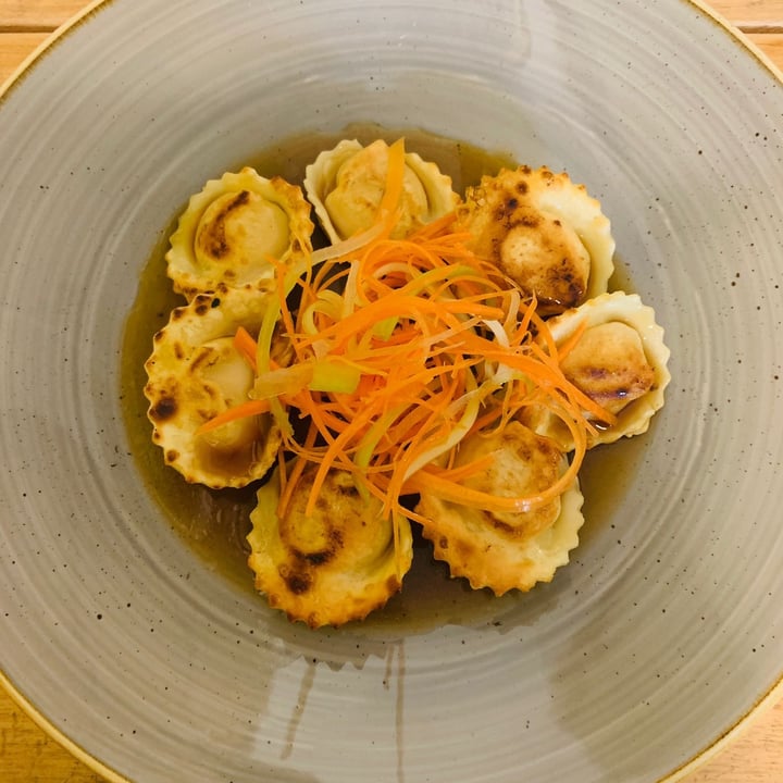 photo of Aromaticus 🥟 gyoza shared by @elisabi on  15 Apr 2022 - review