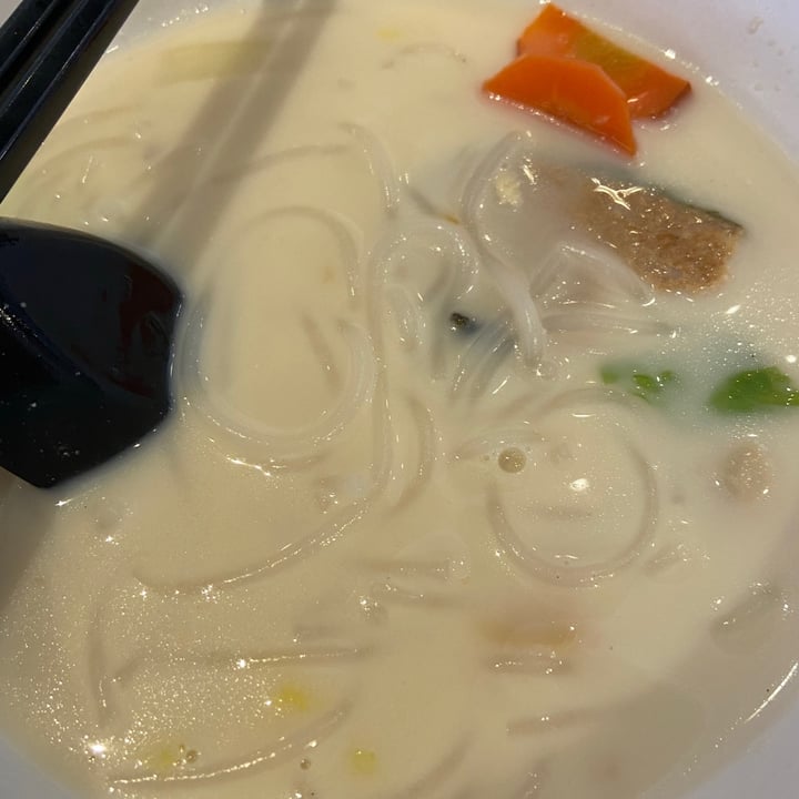 photo of Zhenyi Veggie Place Sliced Fish Bee Hoon Soup shared by @dianalyh on  30 Jan 2021 - review
